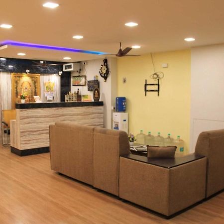 Hotel Adhi Residency - Cleanliness & Friendliness Room Vl Vardharaja Temple Kanchipuram Exterior foto