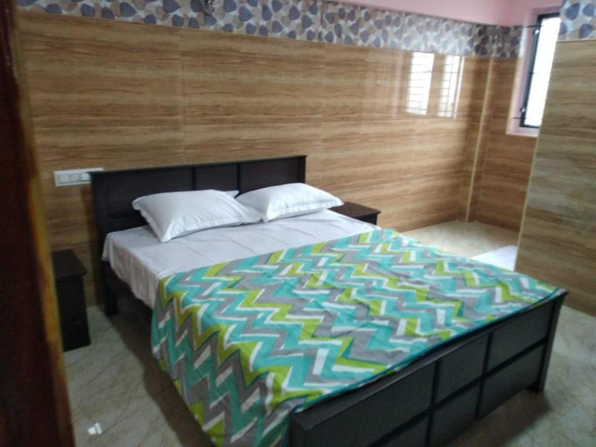 Hotel Adhi Residency - Cleanliness & Friendliness Room Vl Vardharaja Temple Kanchipuram Exterior foto